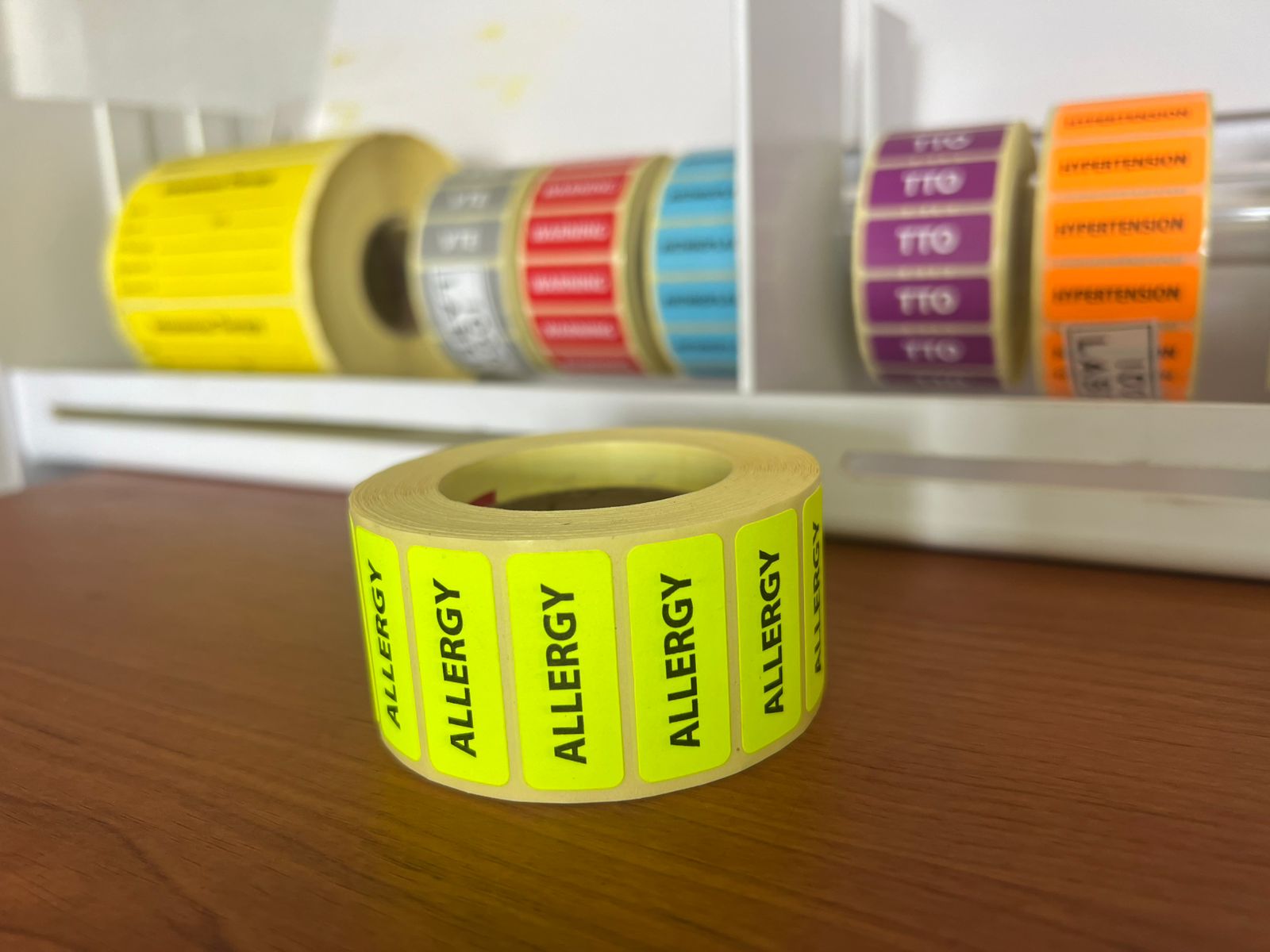 Thumbnail 6: Stickers 1000 per roll